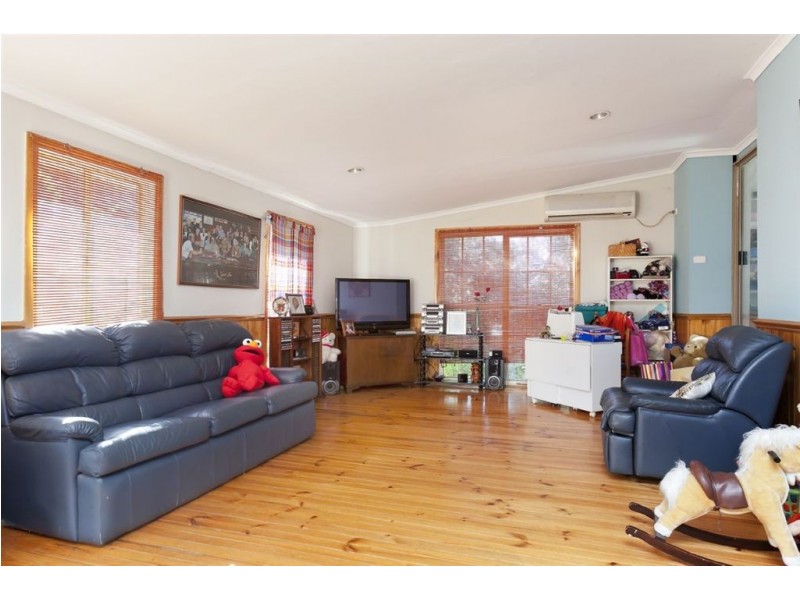 5 Sophie Court, Hallam VIC 3803