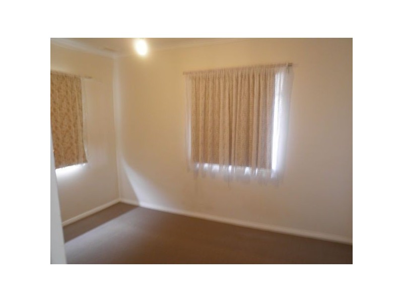 15 Wattle Drive, Doveton VIC 3177