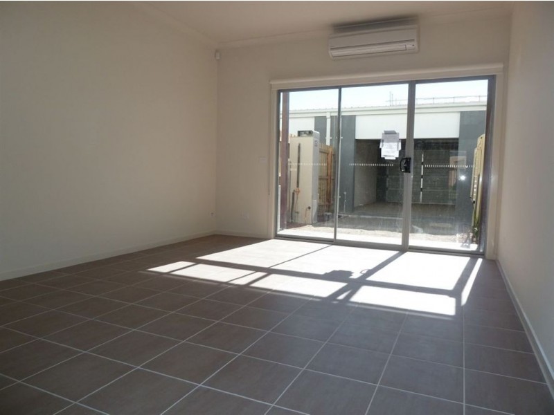 83 Hornsby Street, Dandenong VIC 3175