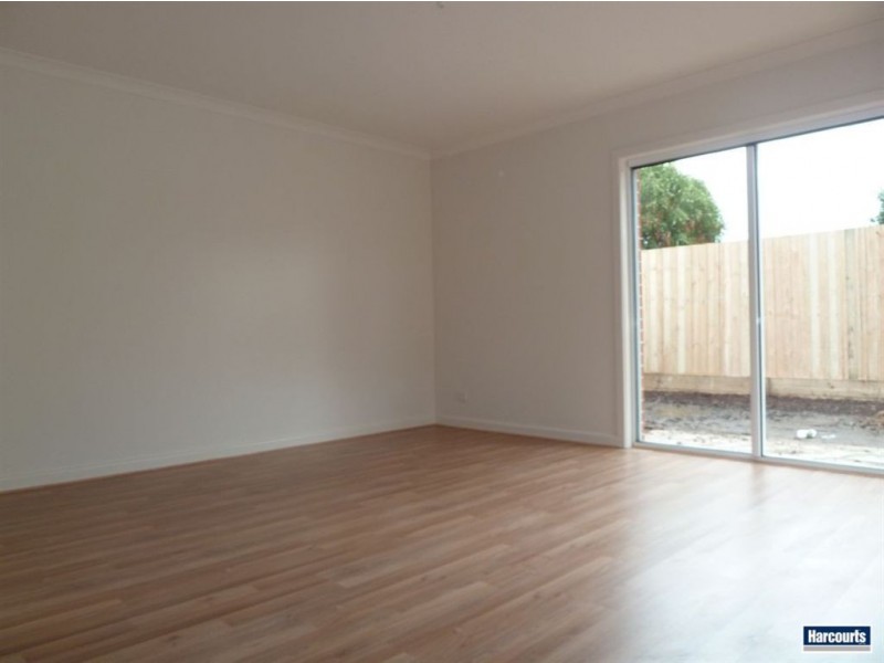 5/4 Young Road, Hallam VIC 3803