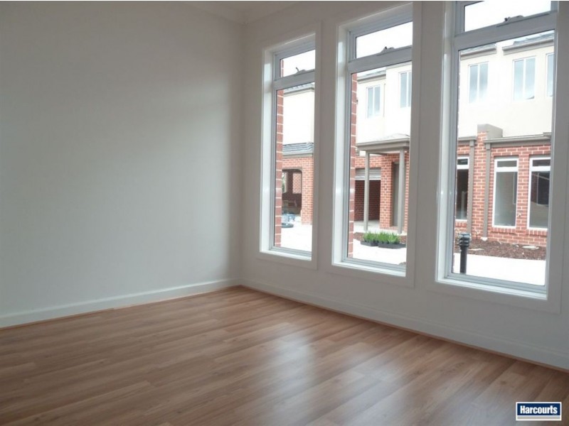 5/4 Young Road, Hallam VIC 3803