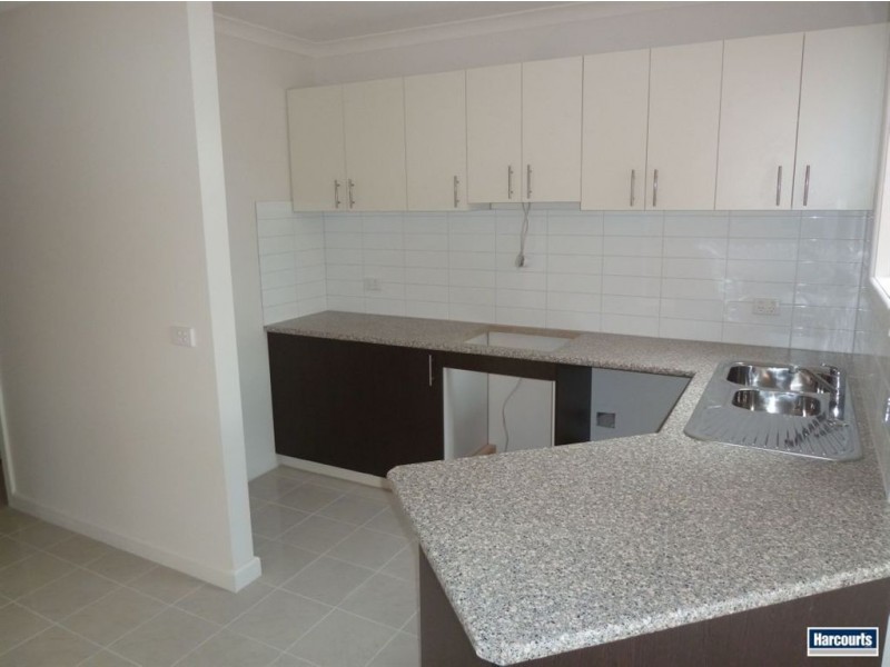 6/4 Young Road, Hallam VIC 3803