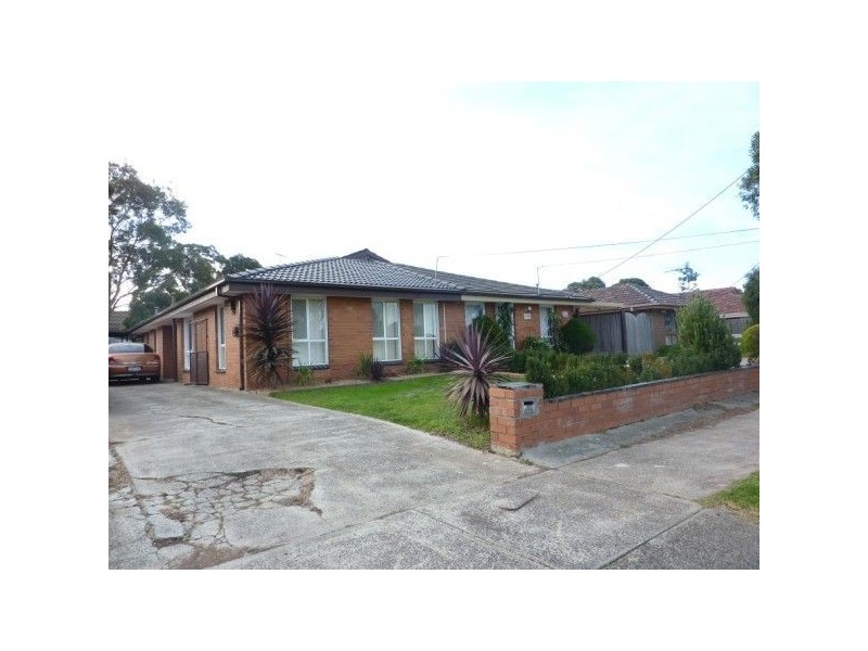 1/13 Third Avenue, Dandenong North VIC 3175