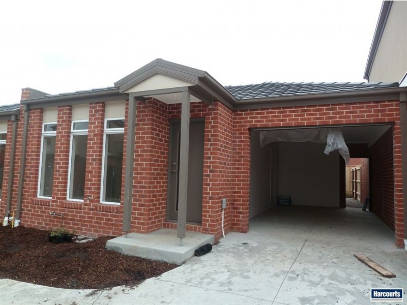 13/4 Young Road, Hallam VIC 3803