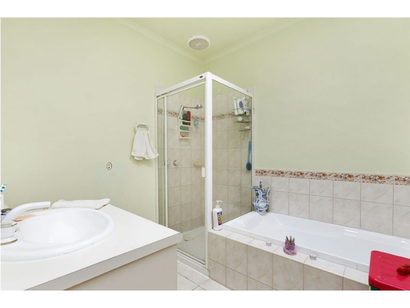 24/96 Botanical Grove, Doveton VIC 3177