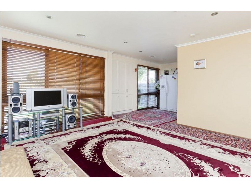 4 Hyde Court, Dandenong VIC 3175