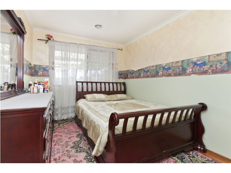 4 Hyde Court, Dandenong VIC 3175