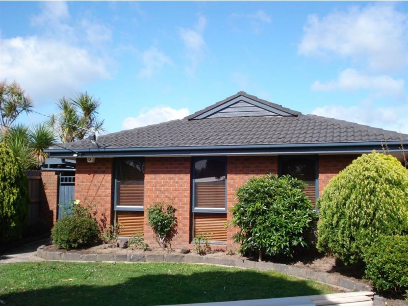 1/122 Circle Drive, Cranbourne VIC 3977