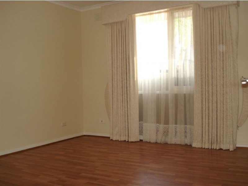 1/122 Circle Drive, Cranbourne VIC 3977