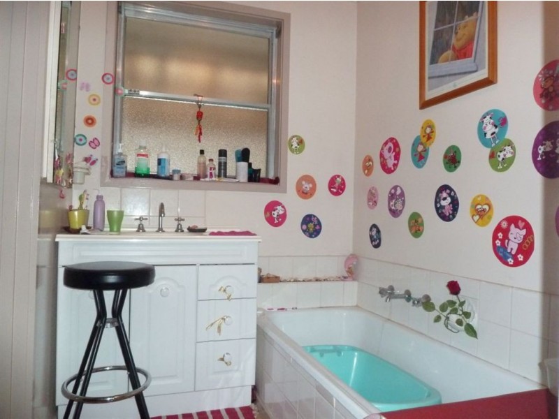 24 Deanswood Road, Hampton Park VIC 3976