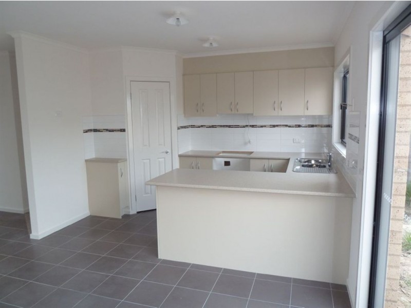 3/40 Liquidamber Street, Doveton VIC 3177