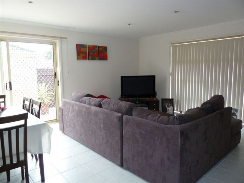 9/95 Breens Road, Cranbourne VIC 3977
