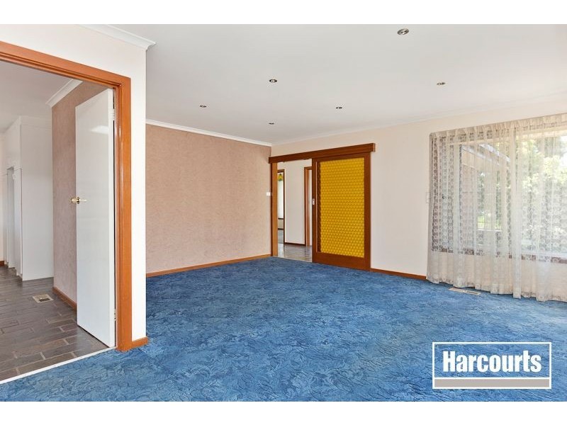 60 Hillside Avenue, Dandenong North VIC 3175
