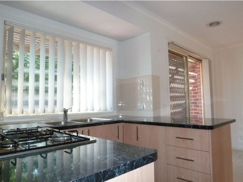 4/7 Jones Road, Dandenong VIC 3175