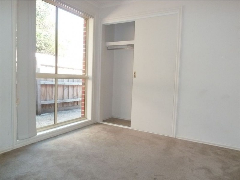 4/7 Jones Road, Dandenong VIC 3175