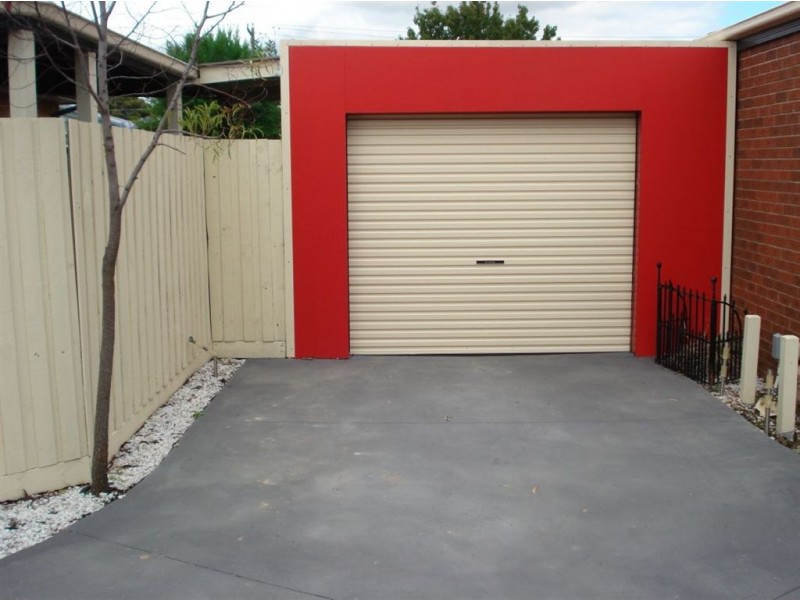 1/2 Laemmle Street, Dandenong North VIC 3175