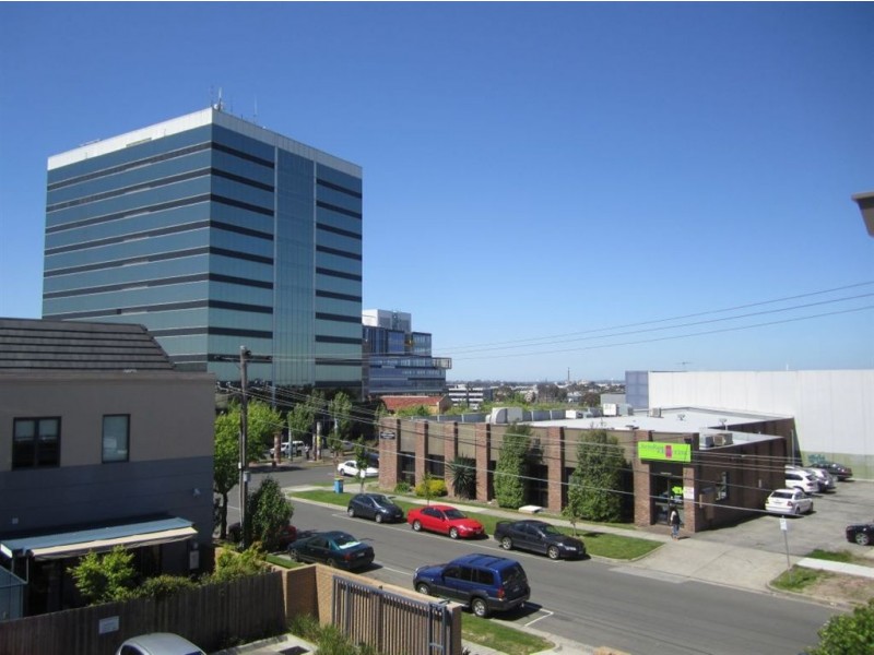 18/2-4 Hutton Street, Dandenong VIC 3175