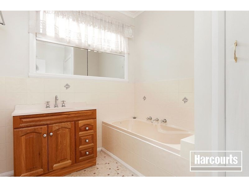 1 Alexander Avenue, Dandenong VIC 3175