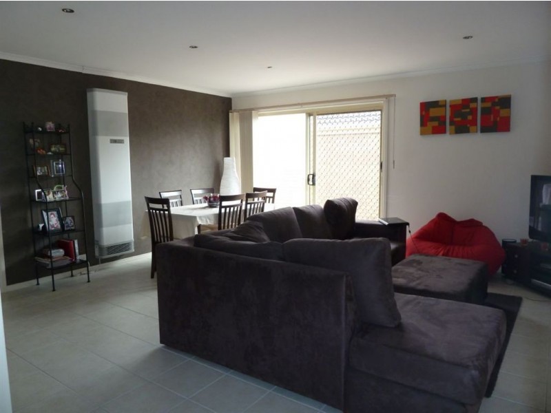 9/95 Breens Road, Cranbourne VIC 3977