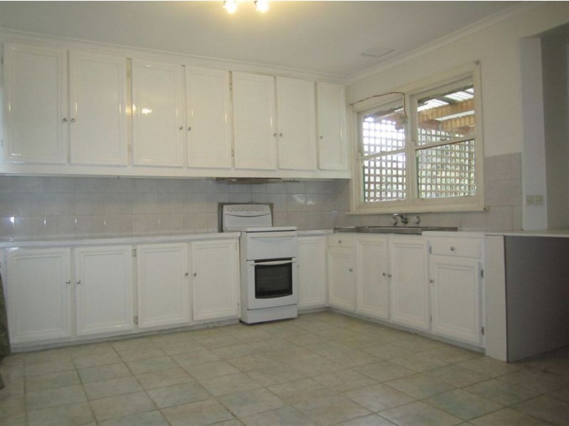 28 Alsace Street, Dandenong VIC 3175