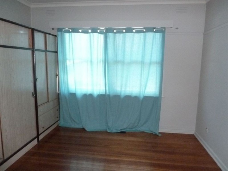 5 McNab Court, Dandenong VIC 3175