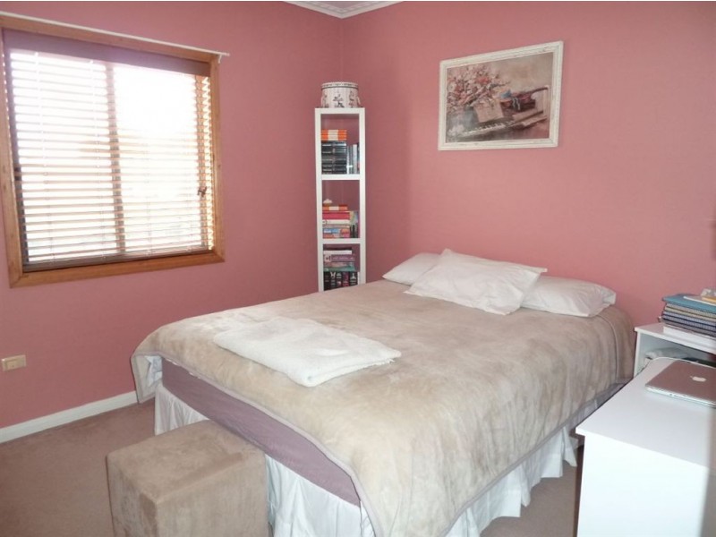 14 Bedwell Avenue, Dandenong VIC 3175