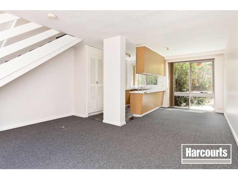 12/9-11 Weller Street, Dandenong VIC 3175