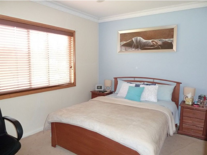 14 Bedwell Avenue, Dandenong VIC 3175