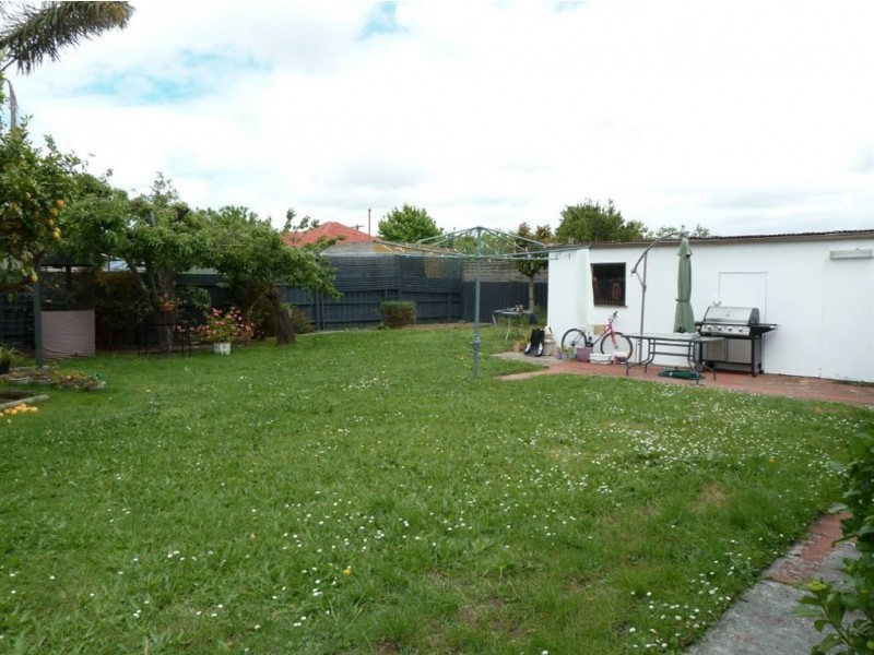 14 Bedwell Avenue, Dandenong VIC 3175