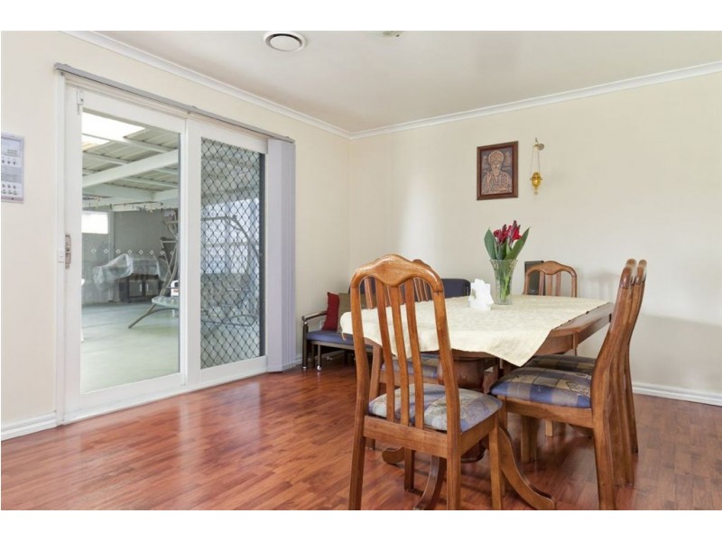 38 Strong Drive, Hampton Park VIC 3976