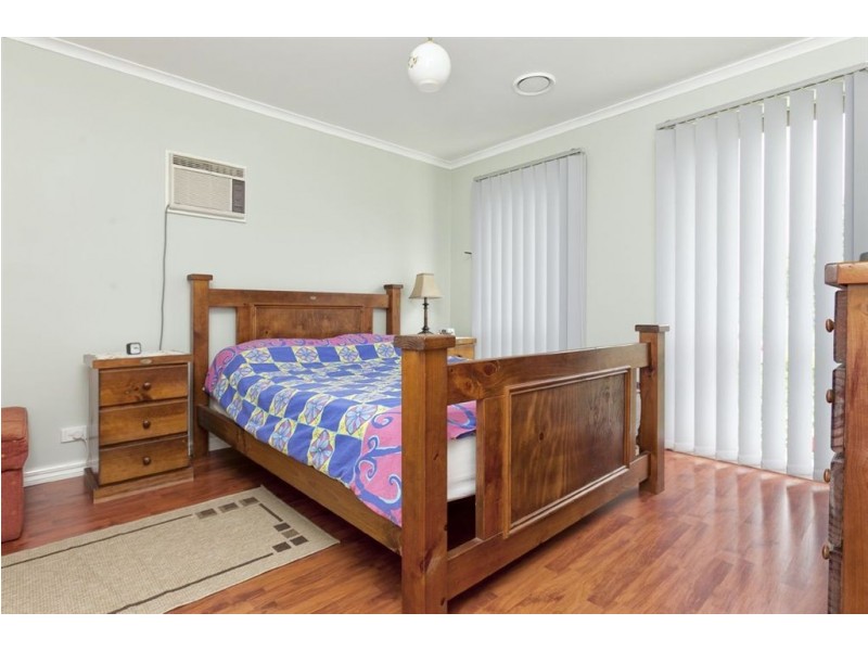 38 Strong Drive, Hampton Park VIC 3976
