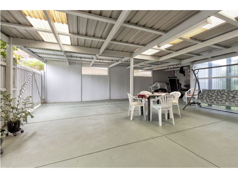 38 Strong Drive, Hampton Park VIC 3976