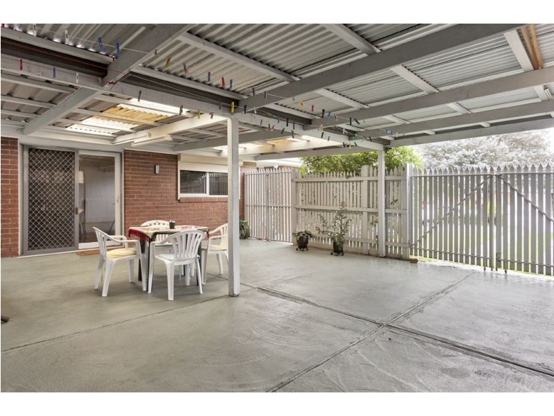38 Strong Drive, Hampton Park VIC 3976