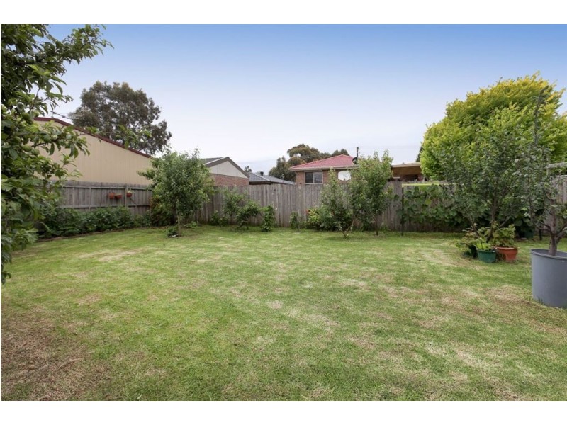 38 Strong Drive, Hampton Park VIC 3976