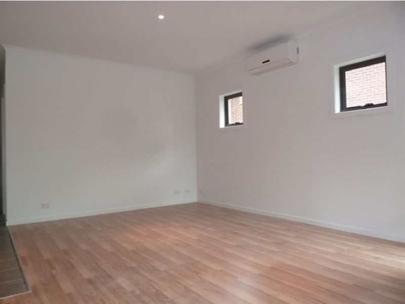 1/19 Close Avenue, Dandenong VIC 3175