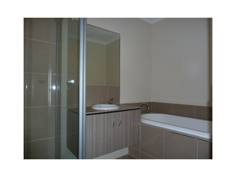 4 Willum Way, Dandenong VIC 3175