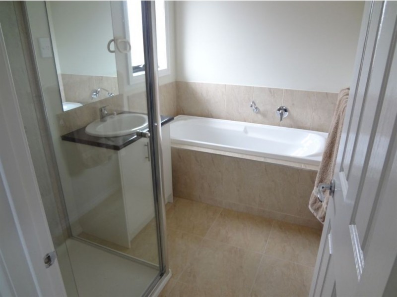 1/30 Jones Road, Dandenong VIC 3175