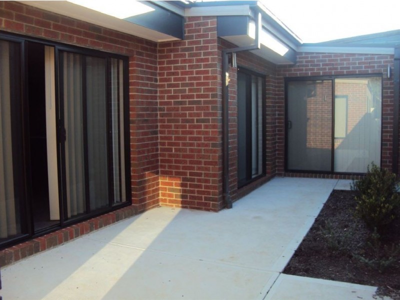 60 Steven Street, Dandenong VIC 3175