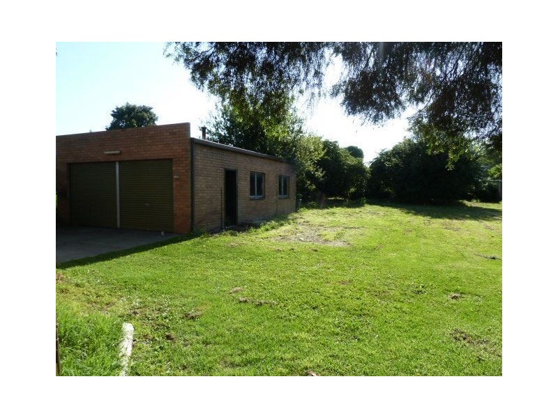 1 Culliver Avenue, Eumemmerring VIC 3177