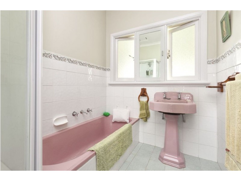 22 Charles Street, Dandenong VIC 3175