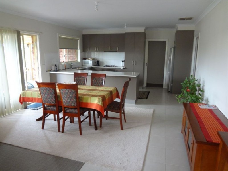 31 Jeffrey Street, Dandenong North VIC 3175