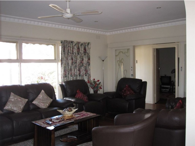 1 Leonard Street, Dandenong VIC 3175