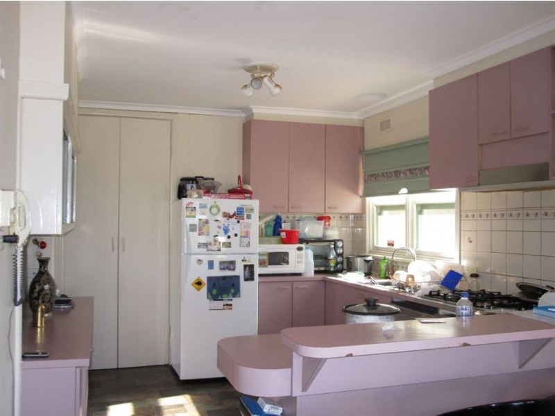 1 Leonard Street, Dandenong VIC 3175