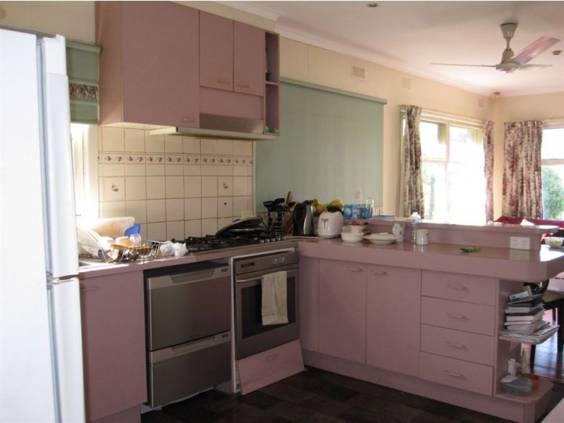 1 Leonard Street, Dandenong VIC 3175