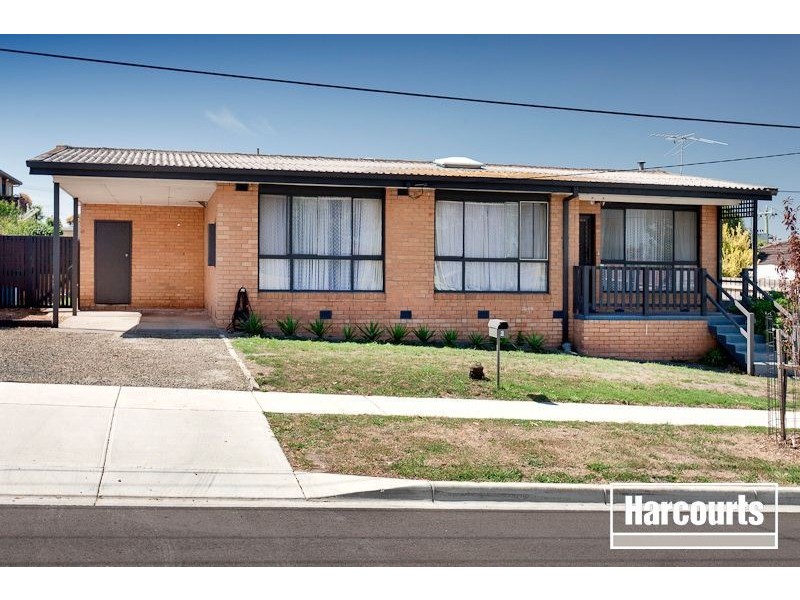 6 Charles Avenue, Hallam VIC 3803