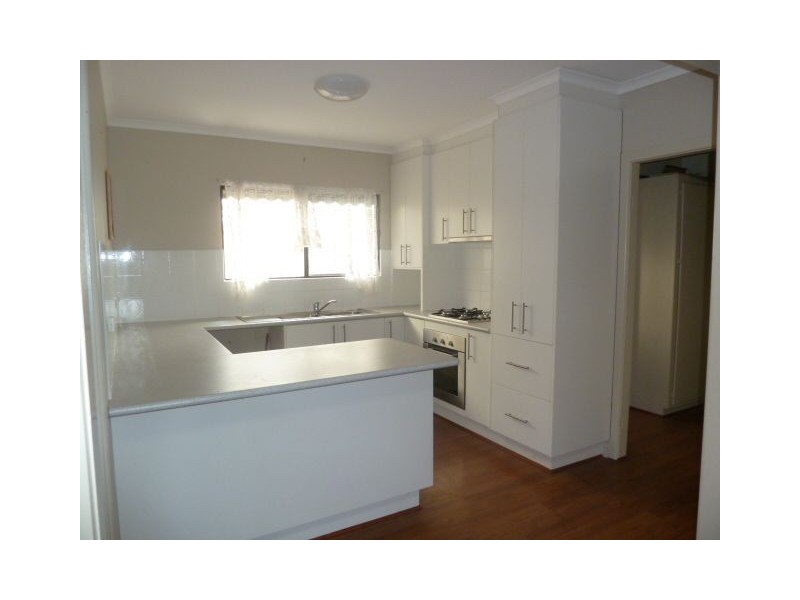 4 Latham Crescent, Dandenong North VIC 3175