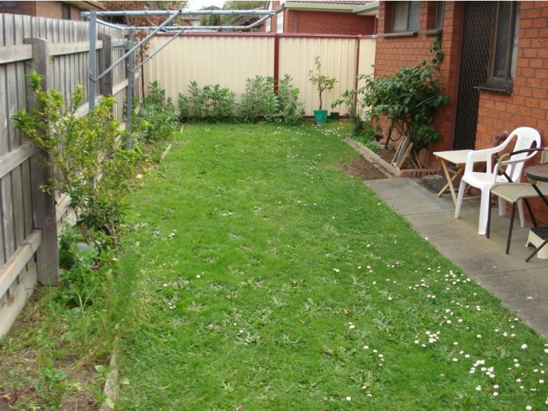 2/74 James Street, Dandenong VIC 3175