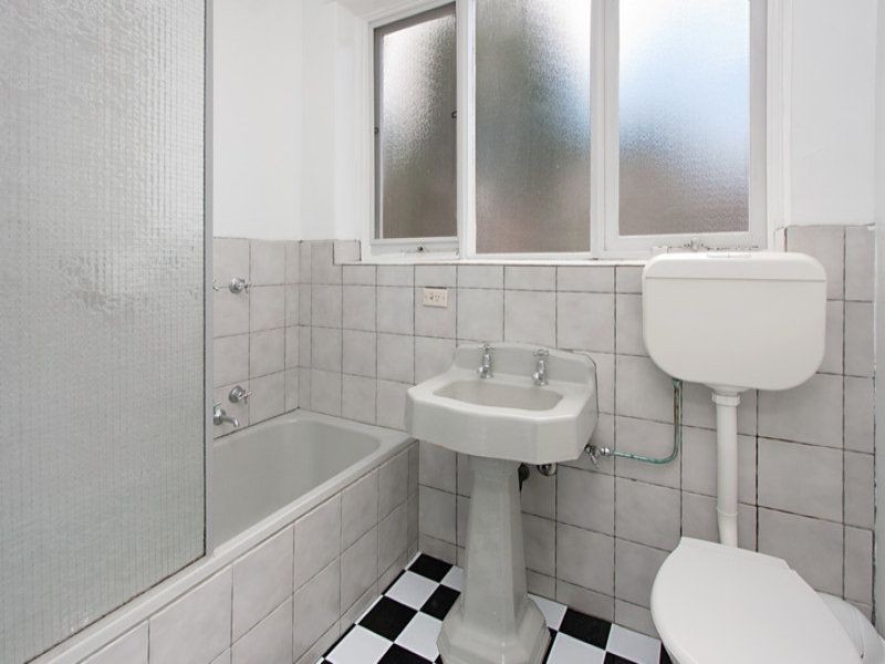 10/6-10 Close Avenue, Dandenong VIC 3175