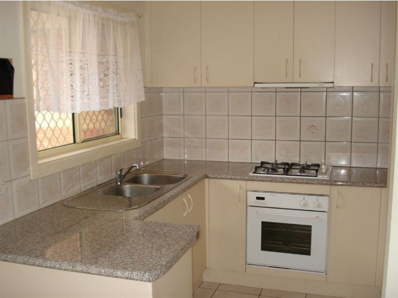 2/69 Hemmings Street, Dandenong VIC 3175