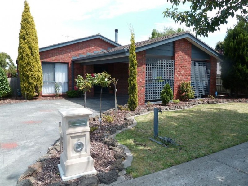 8 Dalbury Place, Narre Warren North VIC 3804